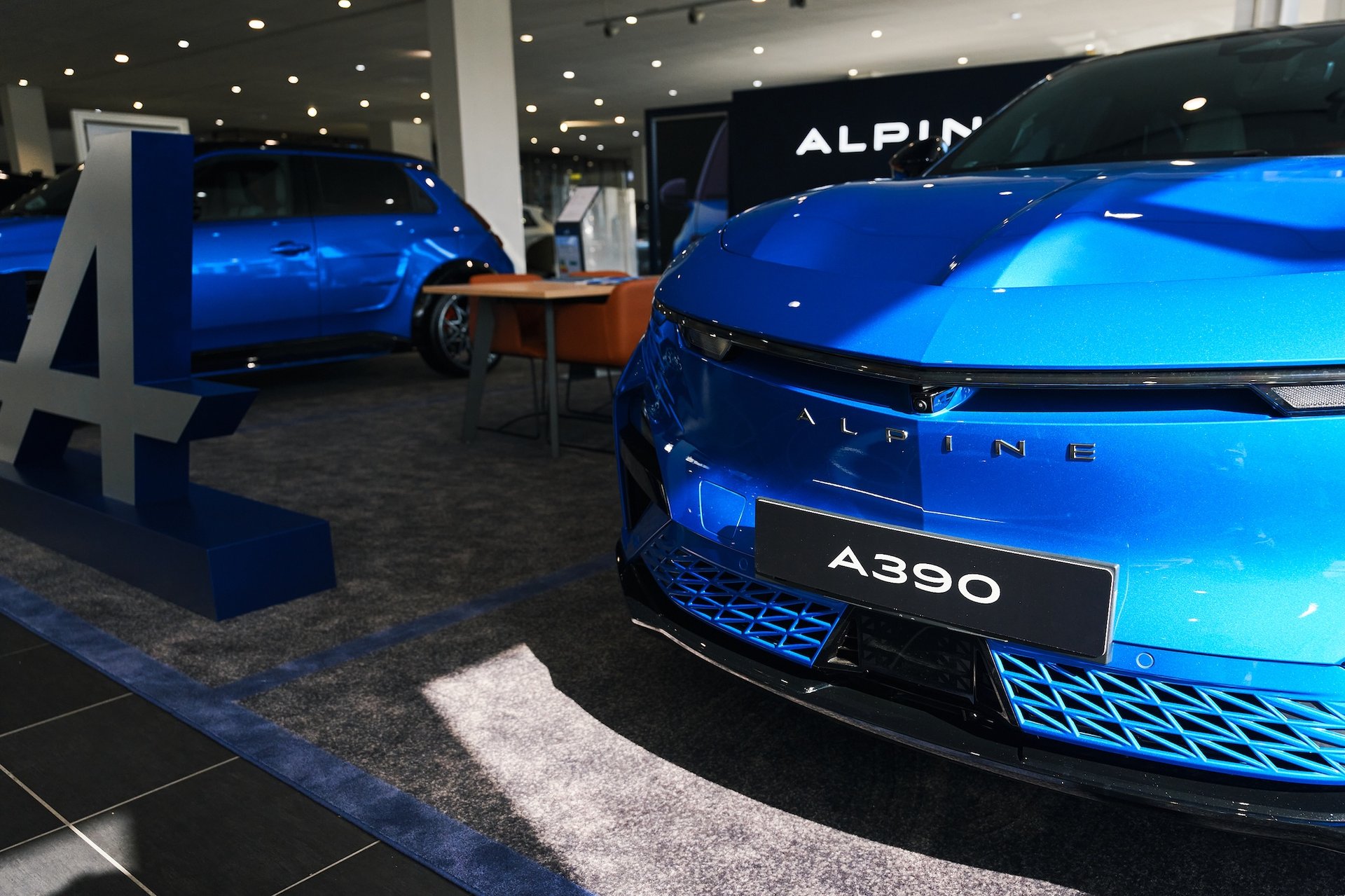 How Alpine Expanded Its French Network To 85 Sales Points 19 Alpine Points De Vente France 2026 Alpine A110 A290 A390