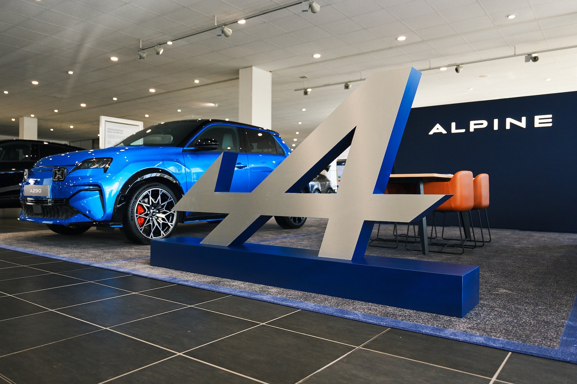 How Alpine Expanded Its French Network To 85 Sales Points 21 Alpine Points De Vente France 2026 Alpine A110 A290 A390