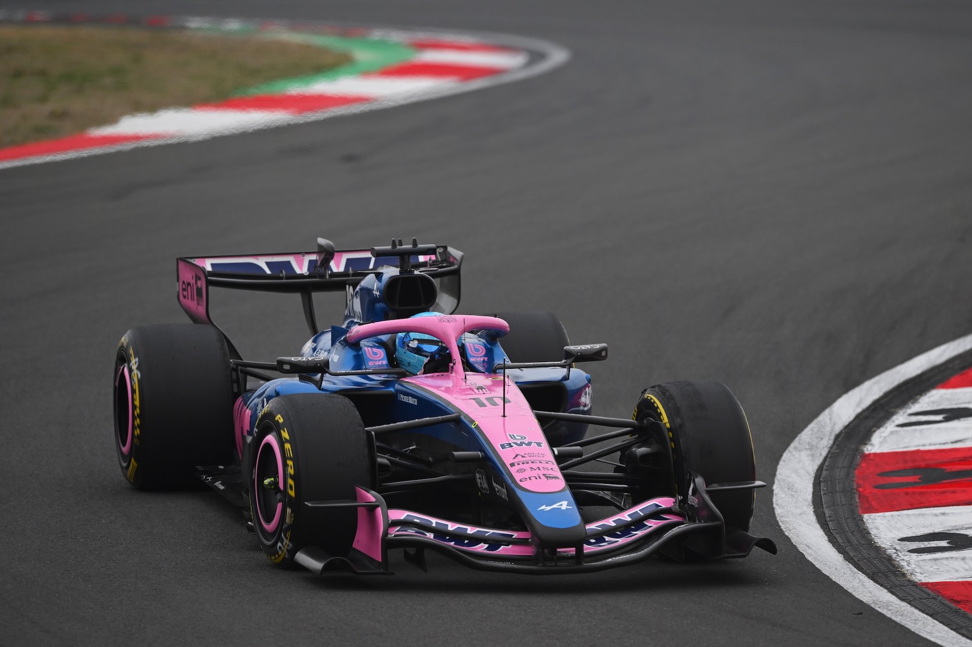 Bwt Alpine Formula One Team – Pierre Gasly Convertit Shanghai En Gros Points, Franco Colapinto Complète Le Top 10 Au Grand Prix De Chine 9 Shanghai, China - March 15: Pierre Gasly Of France Driving The (10) Alpine F1 A526 Mercedes On Track During The F1 Grand Prix Of China At Shanghai International Circuit On March 15, 2026 In Shanghai, China. (Photo By Rudy Carezzevoli/Getty Images) Bwt Alpine Formula One Team