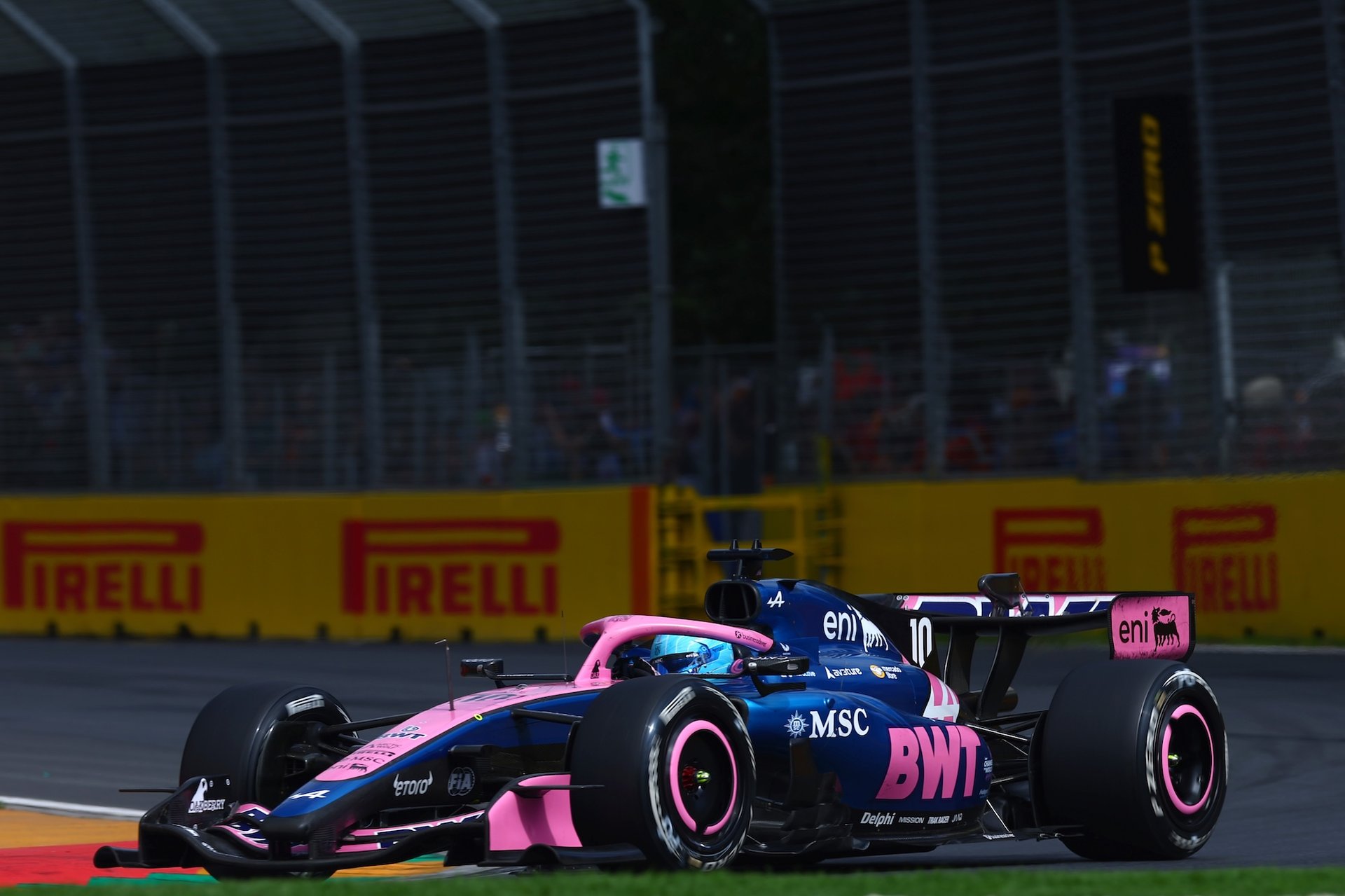 Bwt Alpine Formula One Team – Toto Wolff Vise Les 24 % D’otro Capital : Mercedes Prépare-T-Elle Sa Propre “Équipe B” En Formule 1 ? 10 Melbourne, Australia - March 08: Pierre Gasly Of France Driving The (10) Alpine F1 A526 Mercedes On Track During The F1 Grand Prix Of Australia At Albert Park Grand Prix Circuit On March 08, 2026 In Melbourne, Australia. (Photo By Joe Portlock/Getty Images) Bwt Alpine Formula One Team