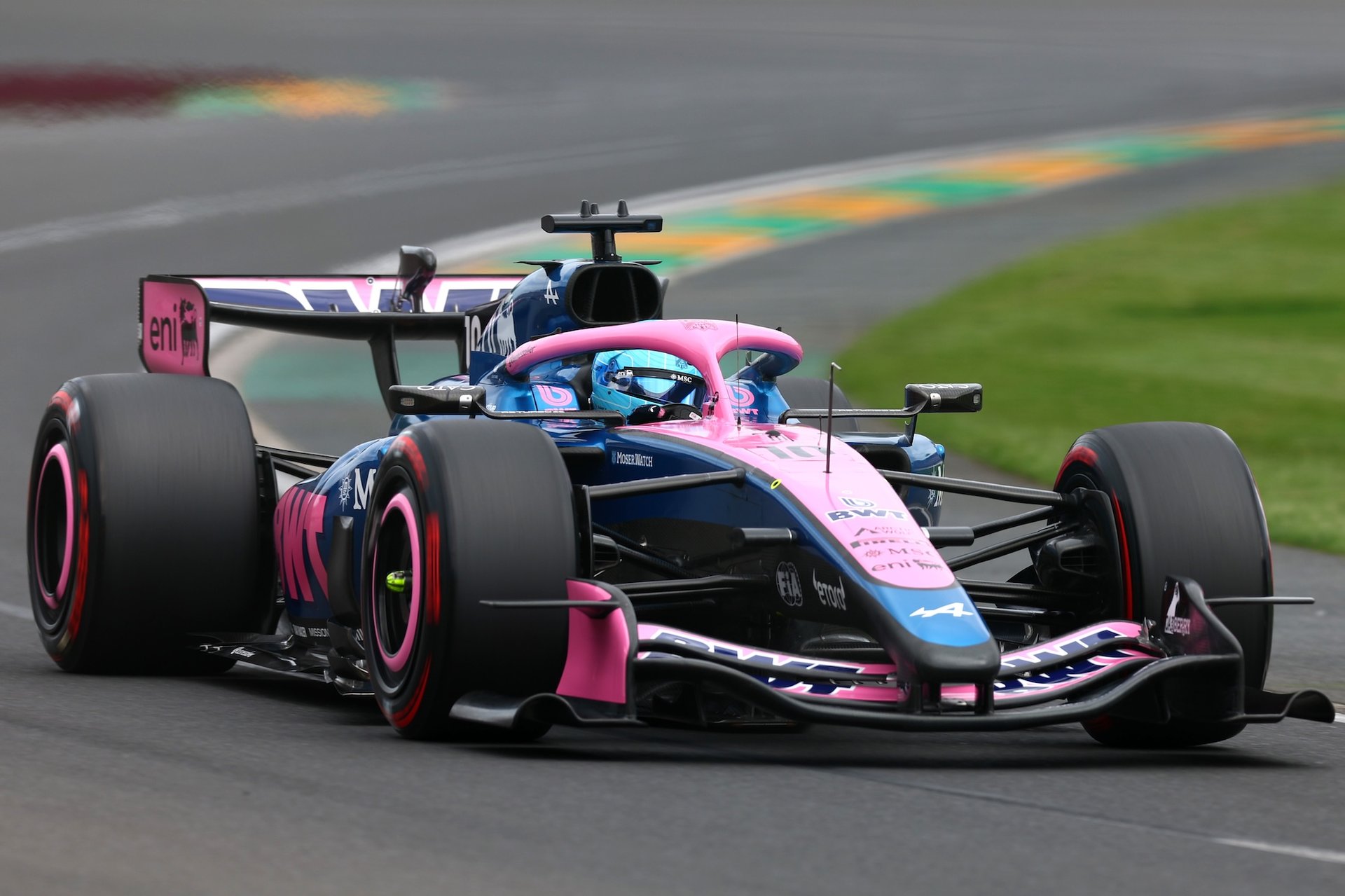 Bwt Alpine Formula One Team – El3 En Progrès Relatif, Qualifications Sans Réponse : À Melbourne, Enstone Doit Déjà Rendre Des Comptes 14 Melbourne, Australia - March 07: Pierre Gasly Of France Driving The (10) Alpine F1 A526 Mercedes On Track During Qualifying Ahead Of The F1 Grand Prix Of Australia At Albert Park Grand Prix Circuit On March 07, 2026 In Melbourne, Australia. (Photo By Joe Portlock/Getty Images)Bwt Alpine Formula One Team