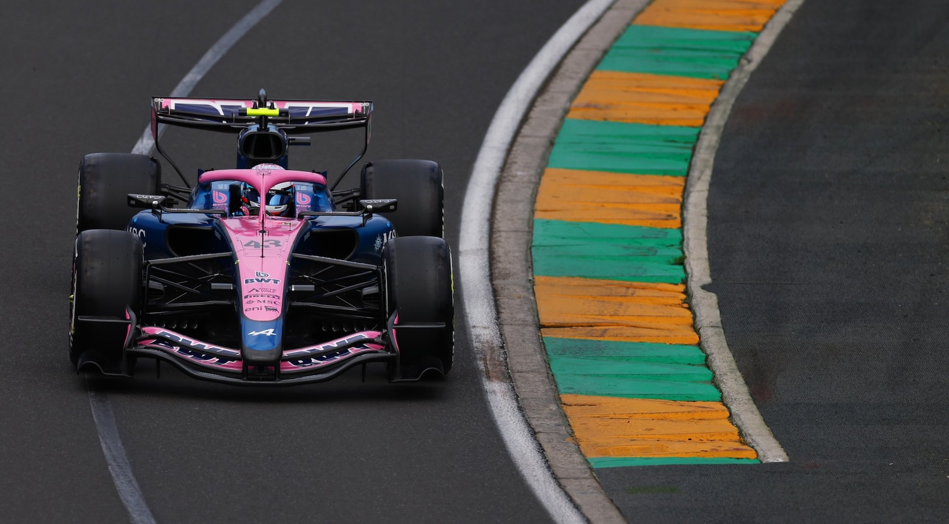 Bwt Alpine Formula One Team – El3 En Progrès Relatif, Qualifications Sans Réponse : À Melbourne, Enstone Doit Déjà Rendre Des Comptes 9 Melbourne, Australia - March 07: Franco Colapinto Of Argentina Driving The (43) Alpine F1 A526 Mercedes On Track During Final Practice Ahead Of The F1 Grand Prix Of Australia At Albert Park Grand Prix Circuit On March 07, 2026 In Melbourne, Australia. (Photo By Alastair Staley/Lat Images)