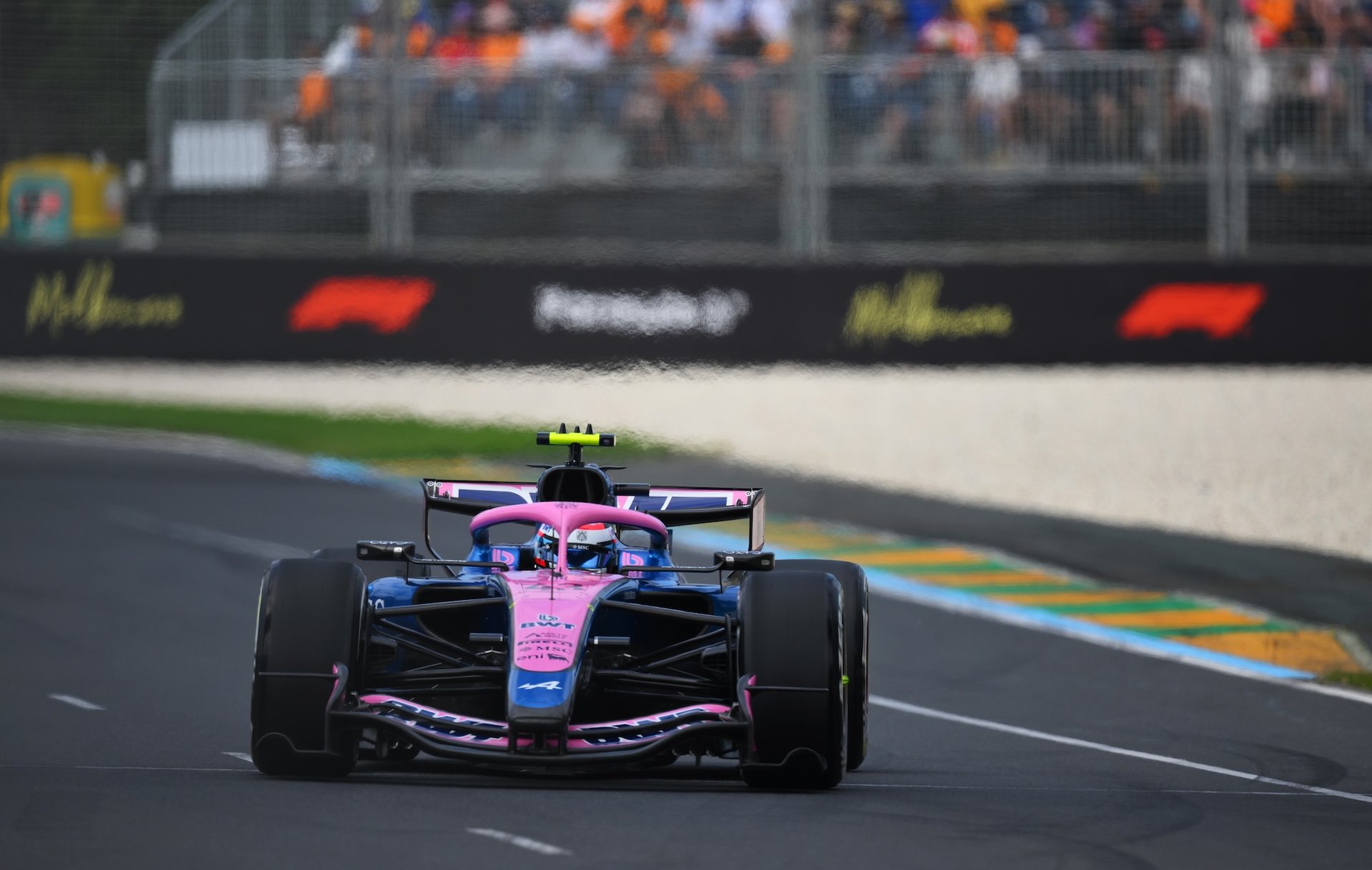 Bwt Alpine Formula One Team – El3 En Progrès Relatif, Qualifications Sans Réponse : À Melbourne, Enstone Doit Déjà Rendre Des Comptes 10 Melbourne, Australia - March 07: Franco Colapinto Of Argentina Driving The (43) Alpine F1 A526 Mercedes On Track During Final Practice Ahead Of The F1 Grand Prix Of Australia At Albert Park Grand Prix Circuit On March 07, 2026 In Melbourne, Australia. (Photo By Simon Galloway/Lat Images)