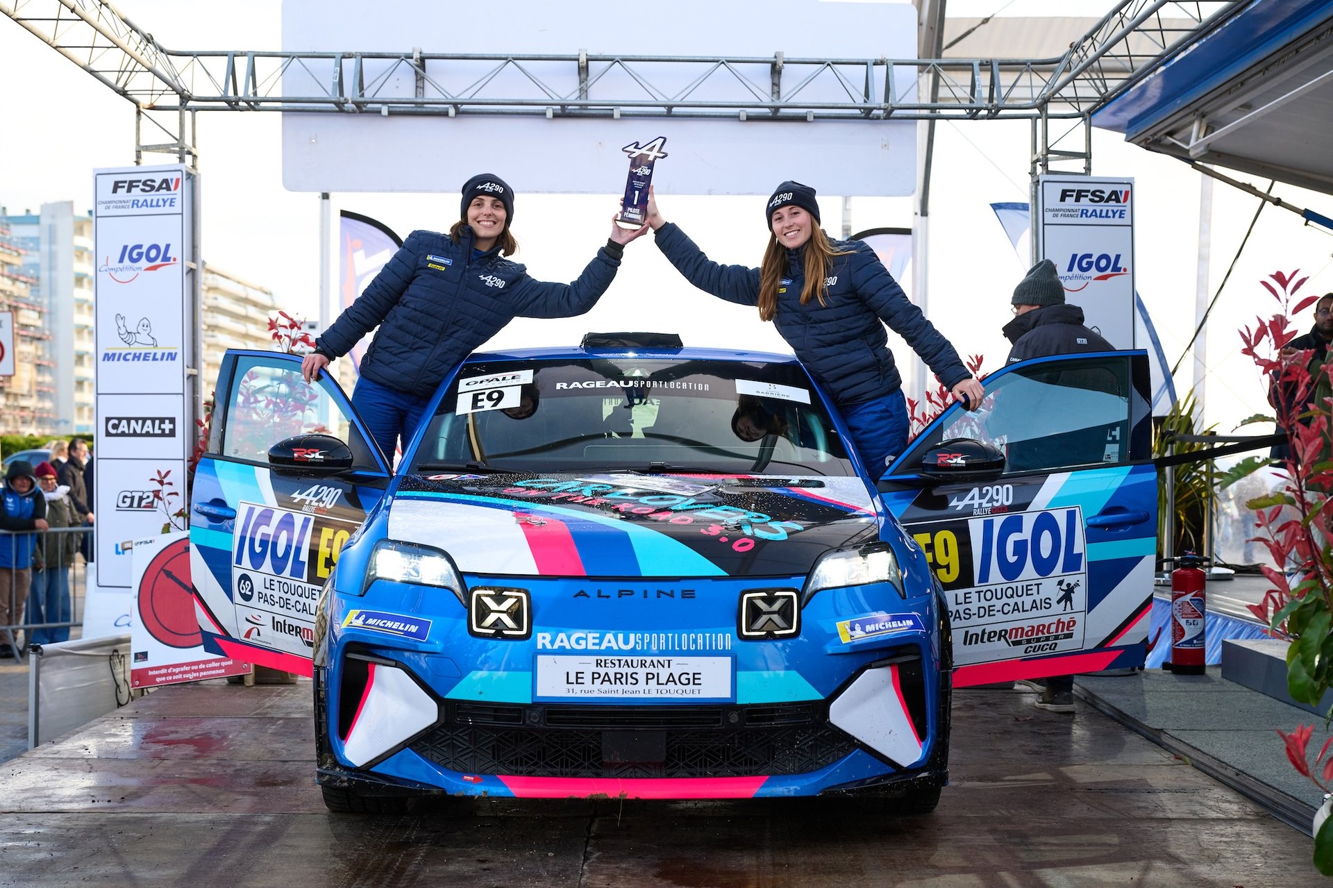 Alpine A290 Rally Trophy: Melvin Rabilloud Strikes Early At Le Touquet 5 E9 Chalvin Emma, Borderie Amandine, Alpine A290, Podium During The Rallye Le Touquet Pas-De-Calais 2026, 1St Round Of The Championnat De France Des Rallyes 2026, From March 27 To 28 In Le Touquet, France - Photo Romain Thuillier / Dppi