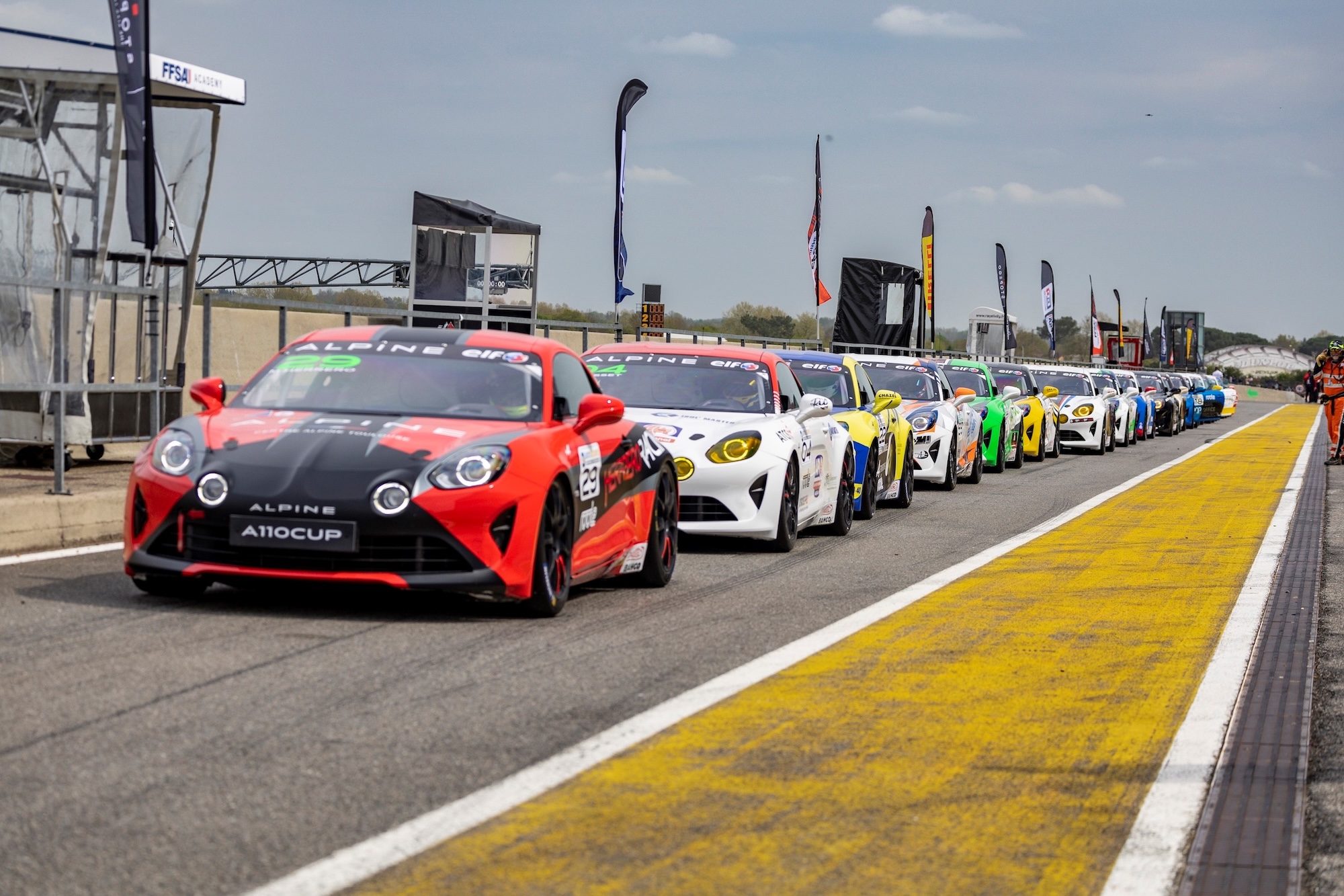 Alpine ELF Cup Series 2026 2 | Alpine ELF Cup Series 2026 : la révolution est en marche