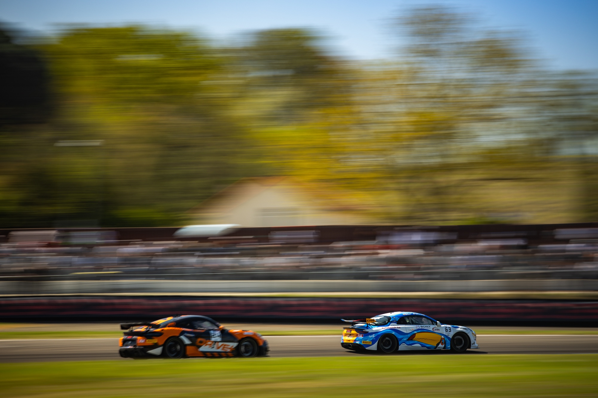 Alpine A110 GT4+ : Nogaro sous contrôle total, la Alpine ELF Cup Series en écho 3 Alpine ELF Cup Series 2026 FFSA GT Alpine A110 GT4 Evo 10 | Alpine A110 GT4+ : Nogaro sous contrôle total, la Alpine ELF Cup Series en écho