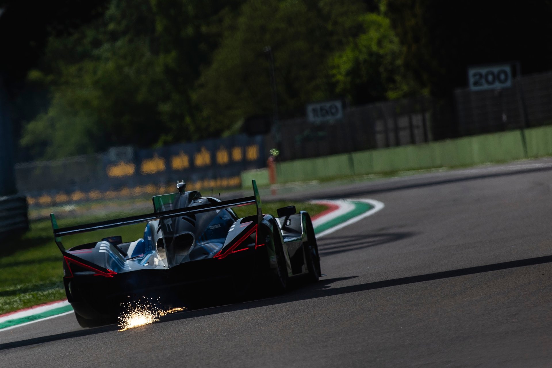 6 Hours Of Imola 2026 Wec: Alpine A424 Fights To P4 21 35 Felix Da Costa António (Prt), Habsburg Ferdinand (Aut), Milesi Charles (Fra), Alpine Endurance Team, Alpine A424 #35, Hypercar, Action During The 6 Hours Of Imola 2026, 1St Round Of 2026 Fia World Endurance Championship, From April 16 To 19, 2026 On The Autodromo Enzo E Dino Ferrari In Imola, Italy - Photo Thomas Fenetre / Dppi
