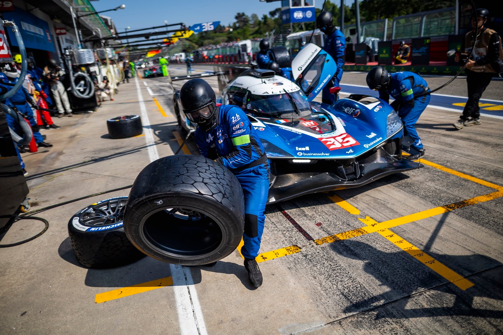 Alpine A424 Après 2026 : Quelles Options Pour Survivre À La Fin Du Programme Hypercar Usine ? 10 Alpine Endurance Team, Mechanicien, Mechanics, Portrait During The 6 Hours Of Imola 2026, 1St Round Of 2026 Fia World Endurance Championship, From April 16 To 19, 2026 On The Autodromo Enzo E Dino Ferrari In Imola, Italy - Photo Thomas Fenetre / Dppi