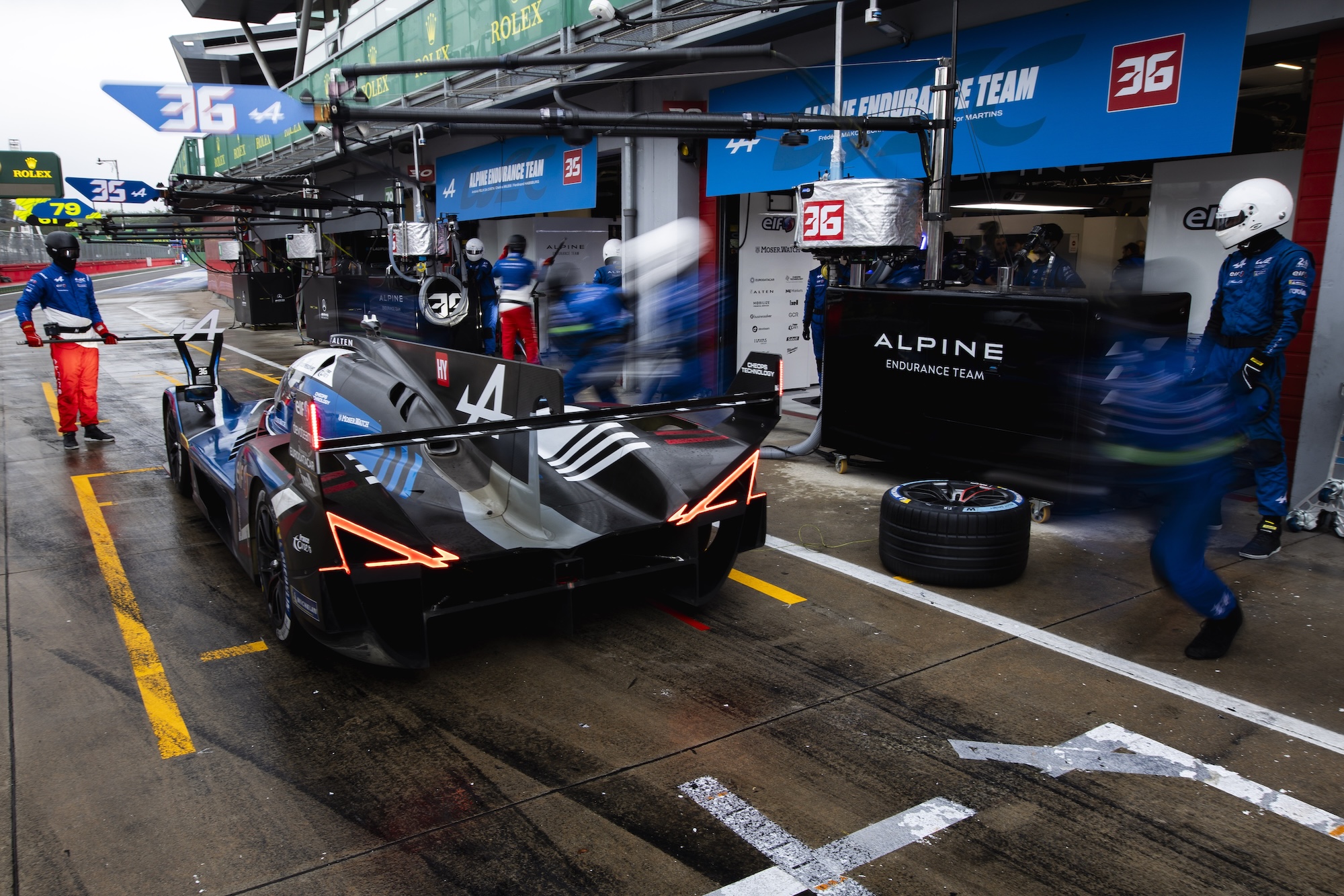 36 GOUNON Jules (fra), MAKOWIECKI Frédéric (fra), MARTINS Victor (fra), Alpine Endurance Team, Alpine A424 #36, Hypercar, pitstop, arrêt aux stands during the Prologue of the 2026 FIA World Endurance Championship, from April 13 to 14, 2026 on the Autodromo Enzo e Dino Ferrari in Imola, Italy - Photo Thomas Fenetre / DPPI