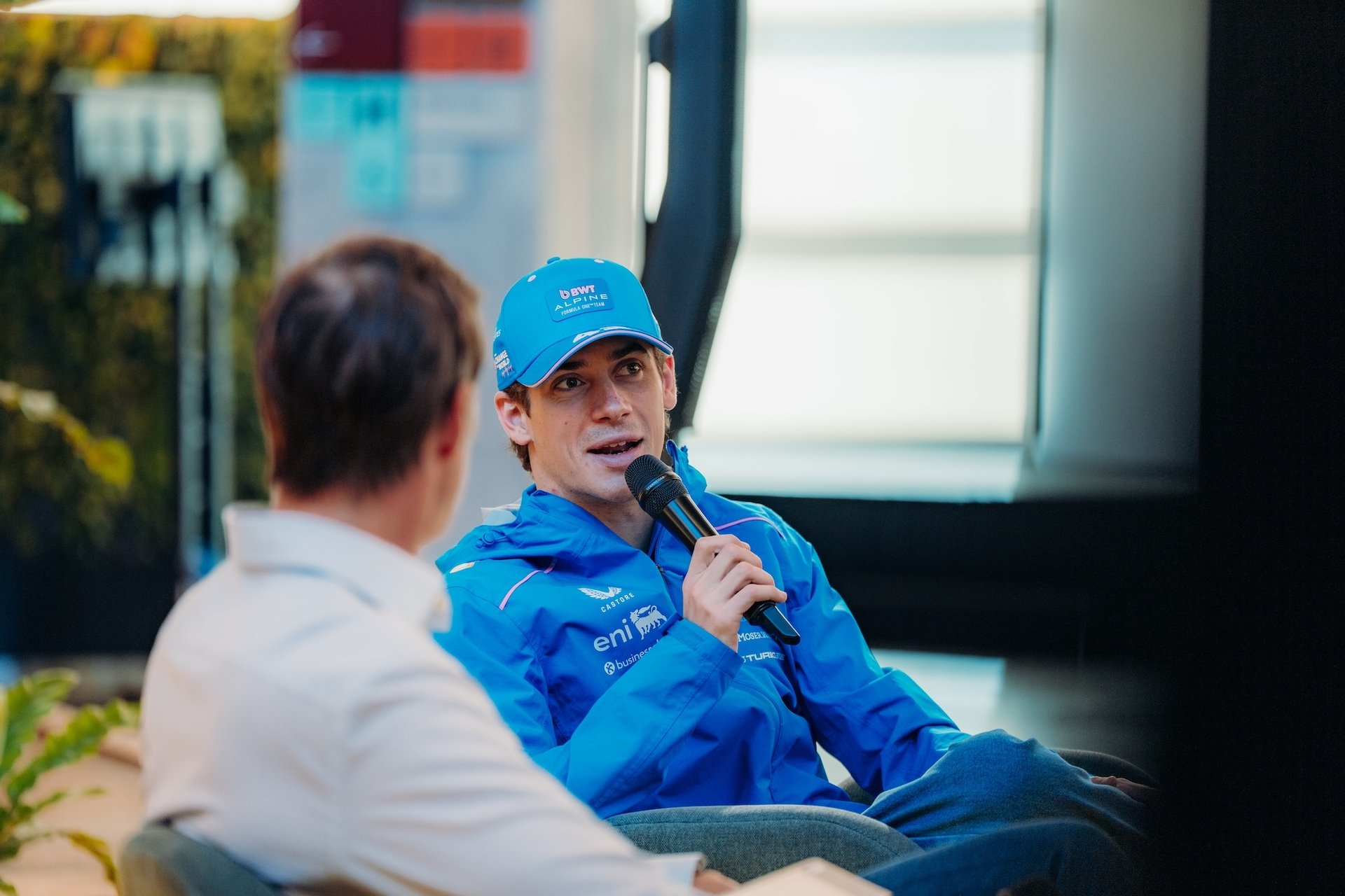 Franco Colapinto À Buenos Aires : 600 000 Fans, Une Alpine F1 En Démonstration Et Un Road Show Historique En Argentine 13 Bwt Alpine Formula One Team Franco Colapinto Argentine Buenos Aires Roadshow 2026 7 | Franco Colapinto À Buenos Aires : 600 000 Fans, Une Alpine F1 En Démonstration Et Un Road Show Historique En Argentine