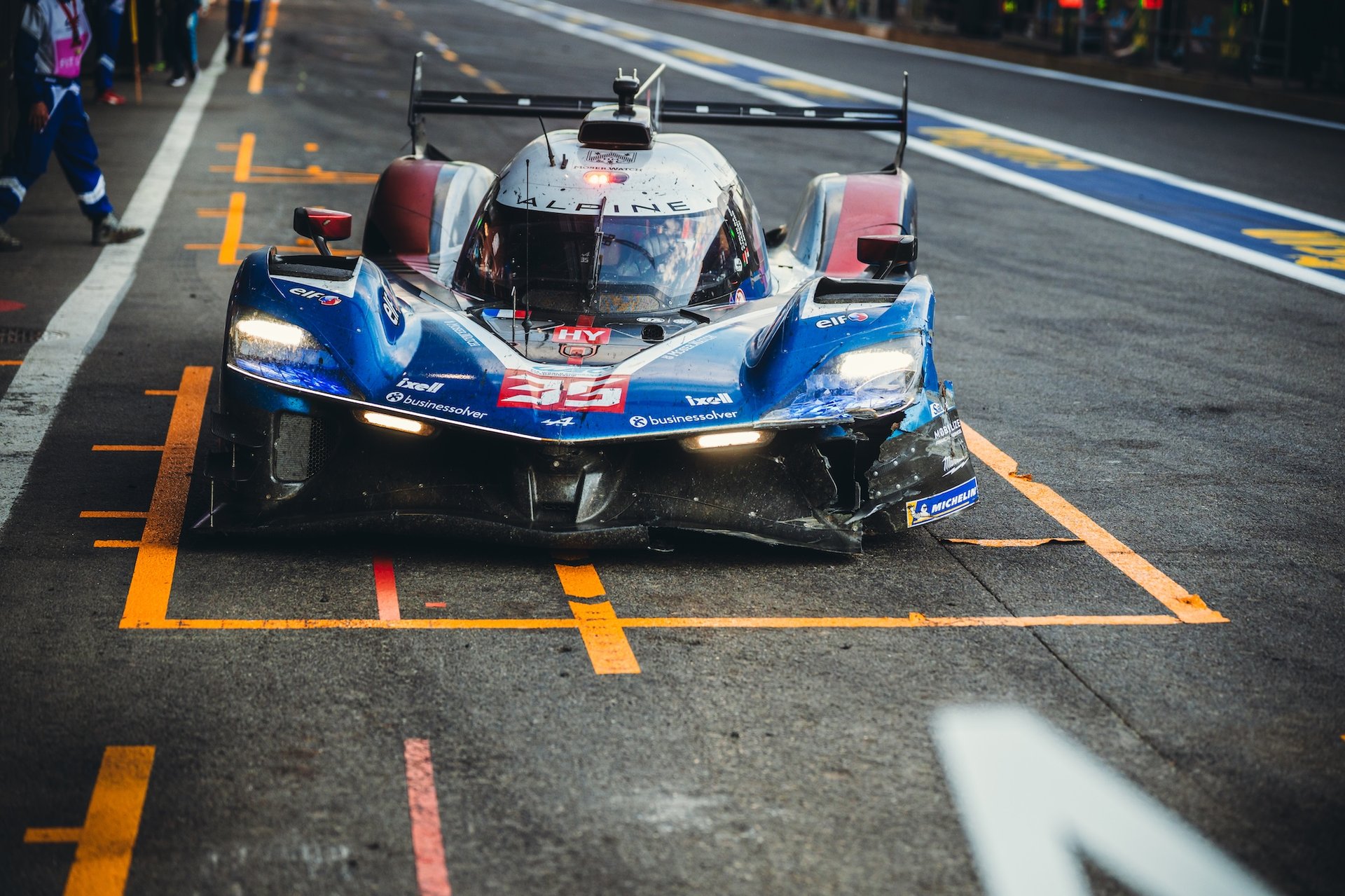 L’alpine A424 Dans Le Match Jusqu’au Chaos : Alpine Endurance Team Quitte Spa Avec Des Regrets 40 35 Felix Da Costa António (Prt), Habsburg Ferdinand (Aut), Milesi Charles (Fra), Alpine Endurance Team, Alpine A424 #35, Hypercar, Action During The 6 Hours Of Spa 2026, 2Nd Round Of 2026 Fia World Endurance Championship, From May 6 To 10, 2026 On Ton The Circuit De Spa-Francorchamps In Stavelot, Belgium- Photo Marian Chytka / Mch Photography