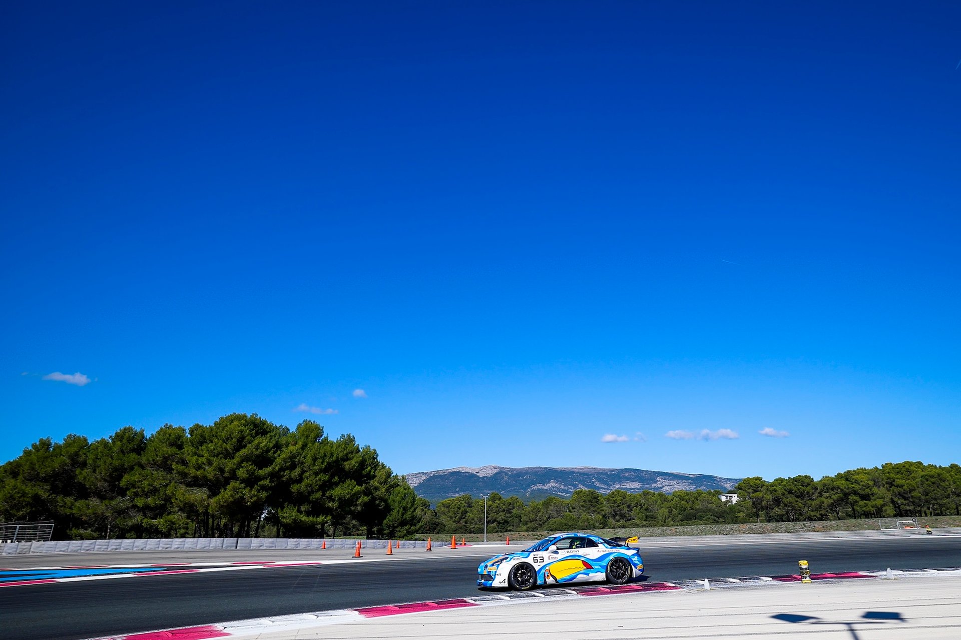 Alpine Sacrée En Ffsa Gt 2026 : L’a110 Gt4+ Au Sommet, Chazel Fait Le Plein En Cup 13 63 Lemeret Stéphane (Bel), Auriacombe Stéphane (Fra), Cmr, Alpine A110 Gt4 Evo, Action During The 5Th Round Of The Championnat De France Ffsa Gt 2026, From October 9 To 11, 2026 On The Circuit Paul Ricard, In Le Castellet, France - Photo Gregory Lenormand / Dppi