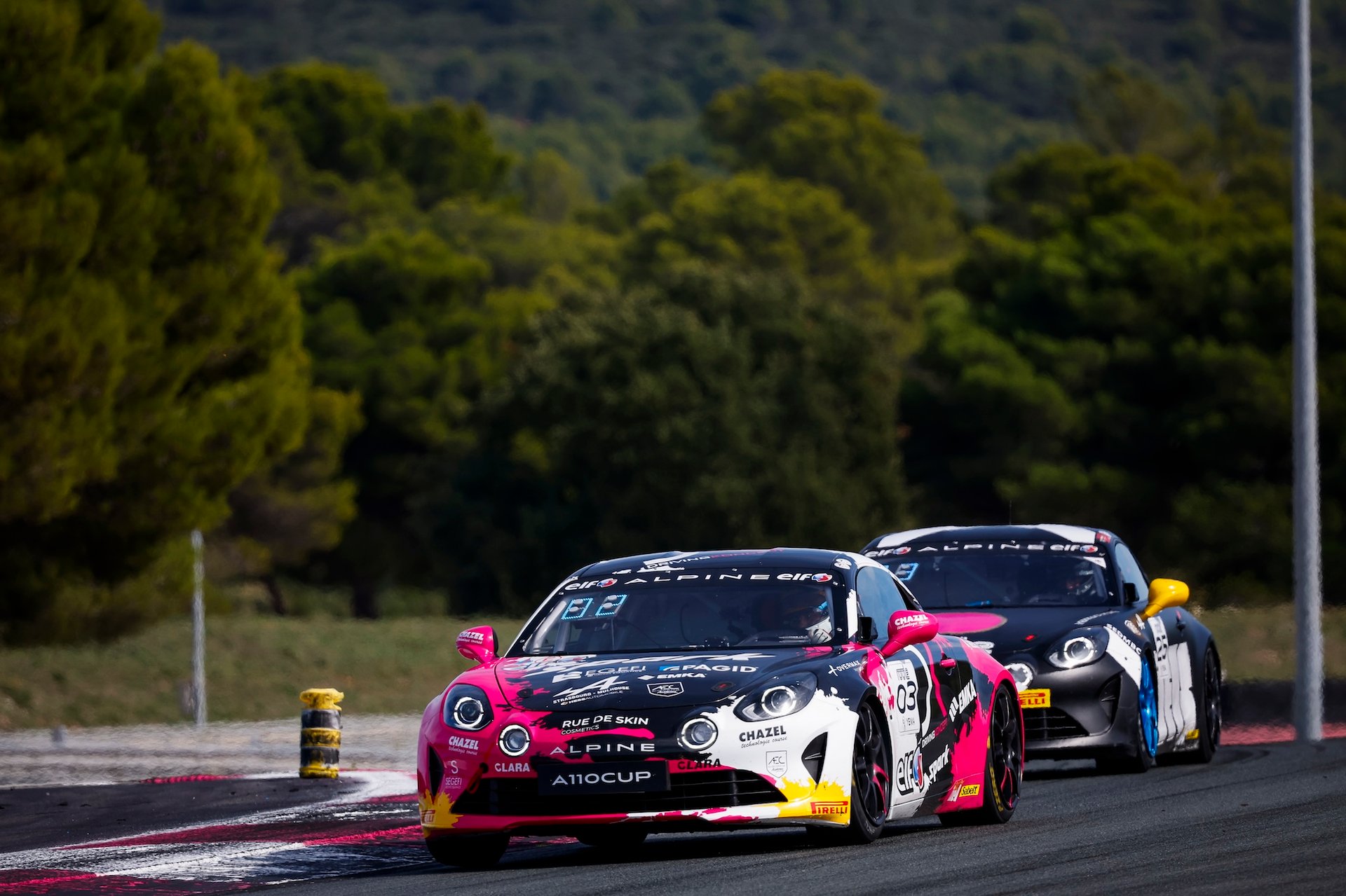 Alpine Sacrée En Ffsa Gt 2026 : L’a110 Gt4+ Au Sommet, Chazel Fait Le Plein En Cup 15 03 Leroy Achille (Fra), Rdest Gosia (Pol), Chazel Technologie Course, Alpine A110 Cup, Action During The 5Th Round Of The Championnat De France Ffsa Gt 2026, From October 9 To 11, 2026 On The Circuit Paul Ricard, In Le Castellet, France - Photo Gregory Lenormand / Dppi