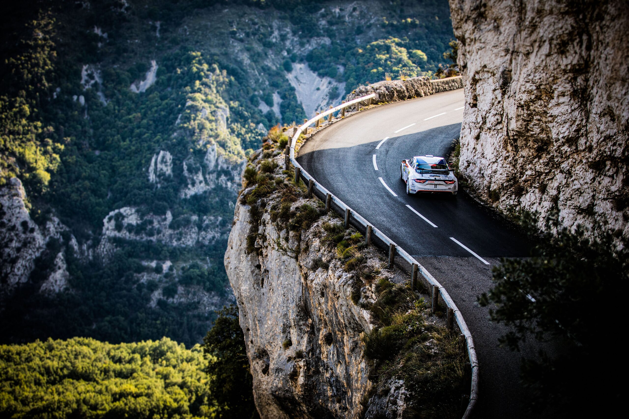 French Alpine Rally Première victoire scratch pour l'Alpine A110 Rally au Championnat de ...